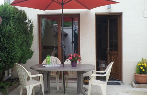Villenauxe-la-Grande House | Cozy Gîte Villenauxe-la-Grande for 2 – Guest Rated 10/10
