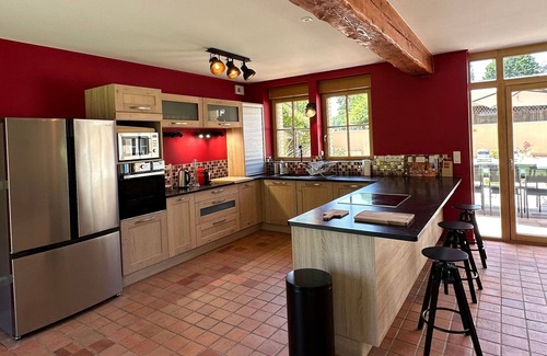 Yvre-l'Eveque Cottage | Explore Gite Yvré-l'Évêque: Ideal for Family Gatherings
