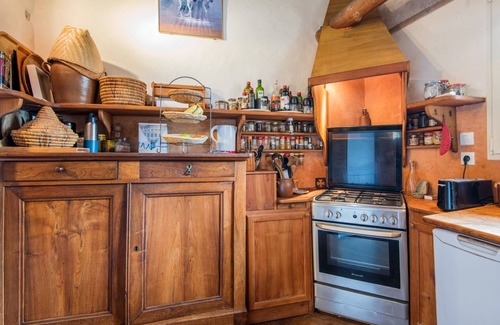Saint-Cere House | Discover GiteleCun: Pet-Friendly Retreat with Pool & Breakfast
