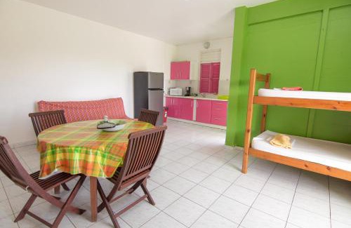 Capesterre-de-Marie-Galante House | Beauséjour Gites: Pet-Friendly Oasis with Ocean Views
