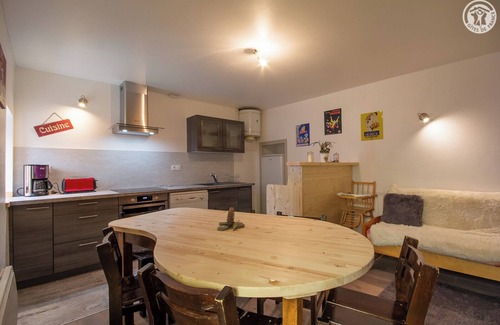 Saint-Michel-de-Maurienne House | Discover Gites DE Beaune - LE Perron DES Encombres Retreat