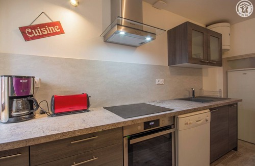 Saint-Michel-de-Maurienne House | Discover Gites DE Beaune - LE Perron DES Encombres Retreat