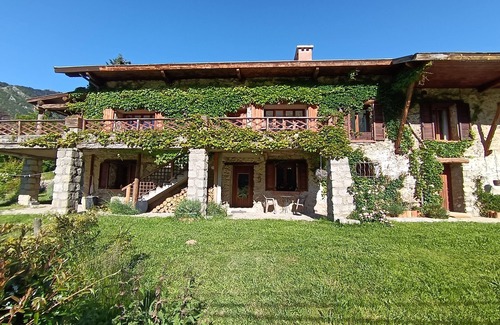 Roquebilliere House | Serene Gites de la Brasca with Breathtaking Mountain Views