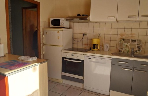 Ban-de-Laveline Apartment | Relaxing Retreat at Gites de le Musre with Pool & Hot Tub
