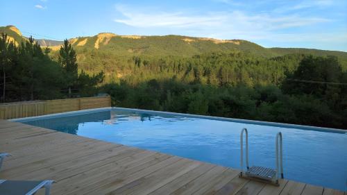 Entrepierres House | Relax at Gîtes L Aousière: Oceanview & Family Friendly