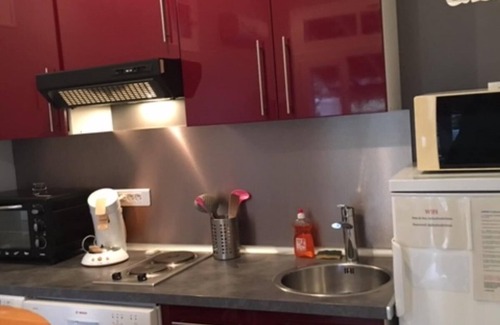 Carpentras Apartment | Cozy Gites Les Lauriers with Spa Access for 2-4 Guests