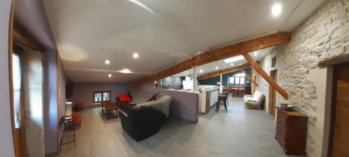 Jasseron Apartment | Child-Friendly Gites les Maisons Rouges, Rated 9.4/10