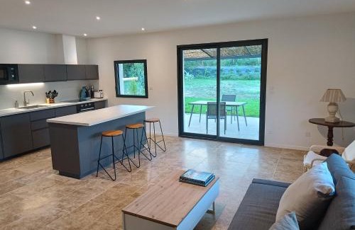 Saint-Etienne-du-Gres Villa | Discover Gites Notre Dame du Château: Oceanfront Retreat