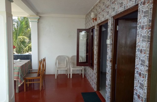 Dodanduwa Villa | Beachfront Bliss at Githmini Beach Guest House & Tours