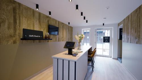 Wassenberg Hotel | Discover Gitstapper Hof: Pet-Friendly with Great Dining