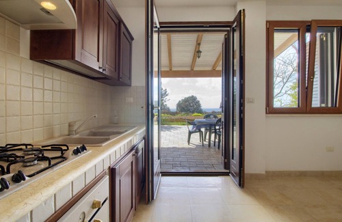 Marina San Gregorio House | Giuggiola Vista Mare: Ocean View Retreat with Spa & Breakfast