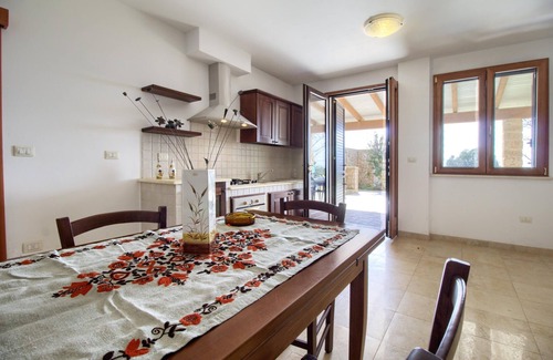 Marina San Gregorio House | Giuggiola Vista Mare: Ocean View Retreat with Spa & Breakfast