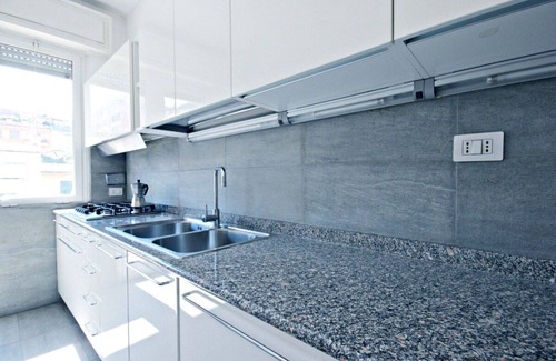 Aventine Apartment | Spacious 3-Bedroom Apartment in Rome for Family Getaways