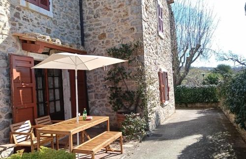 Poderi House | GiuMa Tuscany Historic Lux Farmhouse near Saturnia Spa