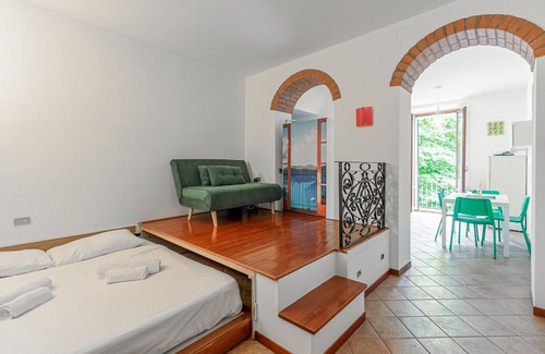 Vigentino Apartment | Giuseppe Ripamonti Vista Parco, Lovely Studio With Balcony By Halldis