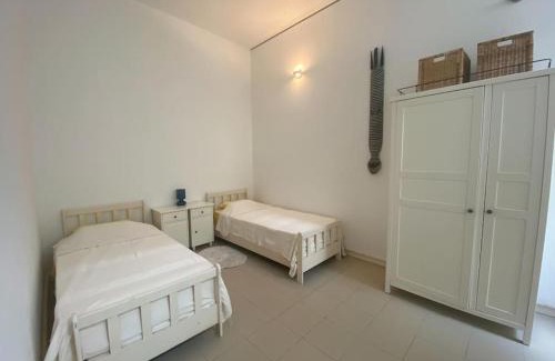 Tal-Ghoqod Apartment | Gizimin: Modern Central Apartment with Family-Friendly Amenities