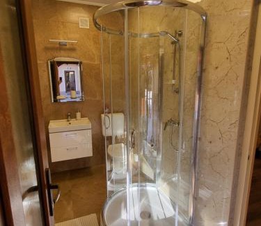 Szarvas Apartment | Top-Rated Glória Apartman Szarvas: Perfect for Families