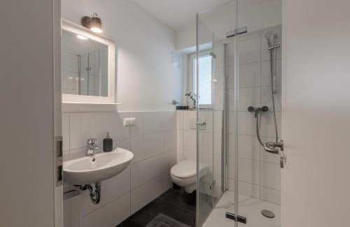 Mittelmeiderich Apartment | Discover Glück Auf Appartements Near Duisburg Stadtpark