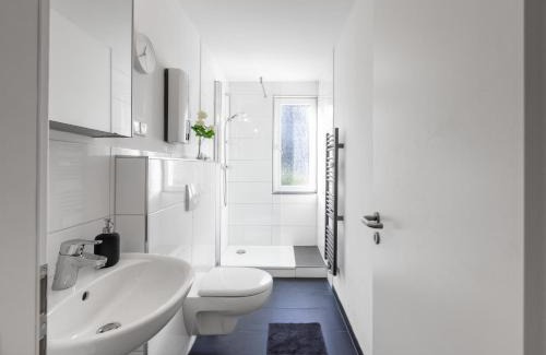 Mittelmeiderich Apartment | Discover Glück Auf Appartements Near Duisburg Stadtpark