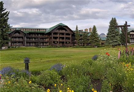East Glacier Park Village Cabin | Discover Glacier Park Lodge: Family-Friendly Retreat