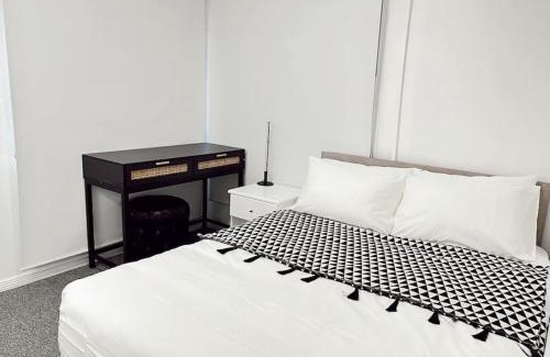 Suva Apartment | Explore Gem 5 Gladstone - Modern 2 Bedroom Retreat in Suva