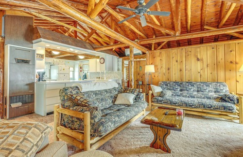 Gladwin Cottage | Beautiful Gladwin Lakefront Cottage with Deck & Spa