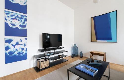 Neulerchenfeld Apartment | Cozy HM Glam 1BR Suite near City Attractions