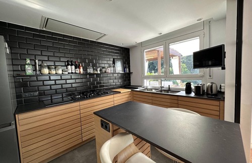Santa Cristina de Aro Villa | Villa Glamour: Private Pool, Wifi & Family-Friendly Amenities