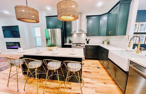 Cleveland Park House | Glamorous 3 BDR in East Nashville – Pet Friendly!