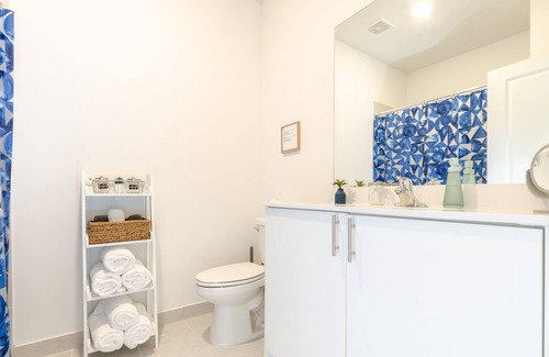 Princeton House | Modern 4BR Retreat with Spa Near the Enchanting FL Keys