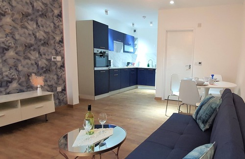 Mansfield Apartment | Glamour - Elegant apartment in central Mansfield
