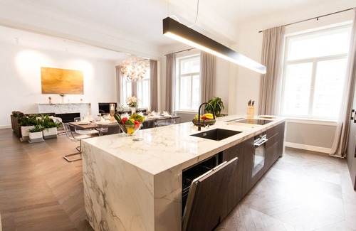 Josefov Apartment | Glamour Premium A 5-Bedrooms, 5-Bathrooms, Balcony apartment -Prague Old Town
