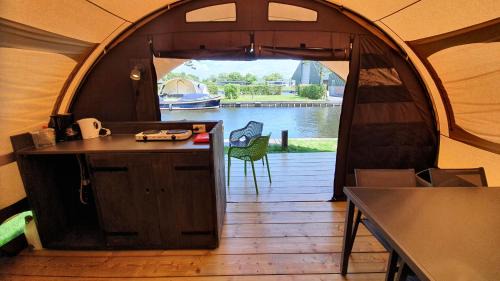 Municipality of Aalsmeer Other | Unique Glamping Experience by the Water Near Amsterdam