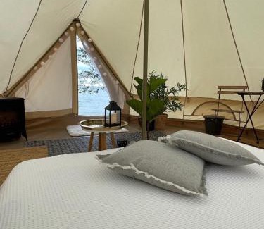 Hanko Apartment | Beachside Glamping Experience for Nature Enthusiasts