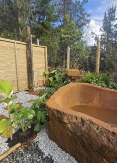 El Rosario Ski Chalet | Experience Glamping DESEO: Wifi, Firepit & Medellín Views