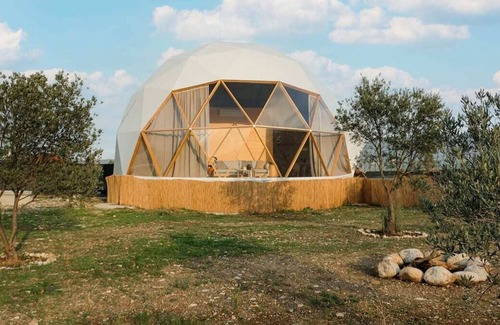 Konyaalti Cabin | Glamping dome retreat with stunning mountain views