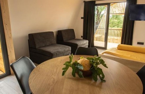 Ljubuski House | Pet-Friendly Glamping House Two Rivers - Rated 9.9/10!