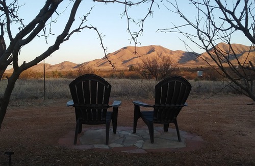 Dragoon Apartment | Experience Glamping in Dragoon Tiny House with Breakfast