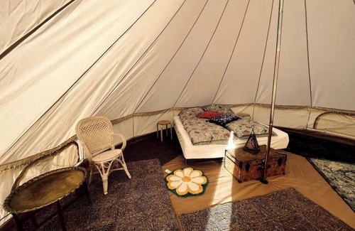 Hvolsvollur RV Rental | Experience Glamping in Hvolsvöllur - Family-Friendly Getaway