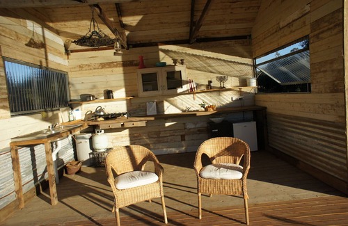 Canowindra RV Rental | Unique Glamping Experience in the Olive Grove