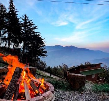 Gama Other | Glamping La Kumbre T con vista a las montañas