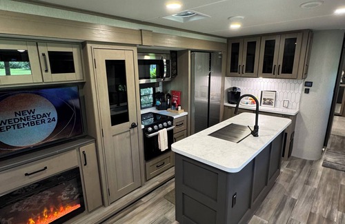 Braden River House | Experience Unique Glamping Near Lakewood Ranch and Sarasota