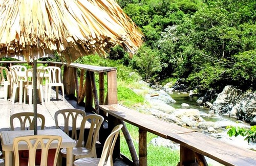 Yaque Arriba RV Rental | Romantic Glamping Getaway on the Lake with Spa & Pool