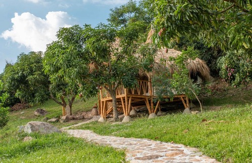 Anapoima Other | Experience Glamping Palo de Agua: Wheelchair Accessible Retreat