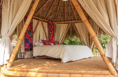 Anapoima Other | Experience Glamping Palo de Agua: Wheelchair Accessible Retreat