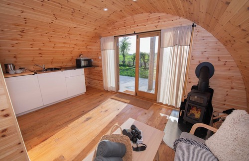 Muston Cottage | Glamping Pod 5 Shelter