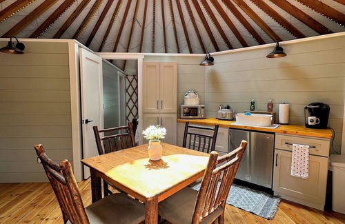 Warrensburg House | Glamping Private Lake Escape - Shoreline Yurt @ Daggett Lake