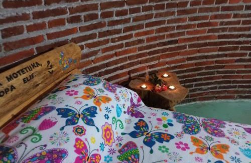 Metepec Other | Pet-Friendly Glamping Temax with Hot Tub Retreat