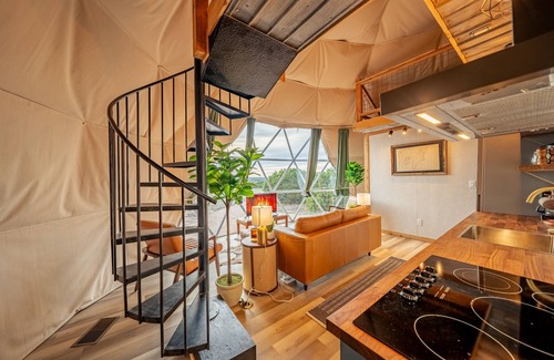 Oatmeal Resort | Reconnect with Nature at Glamping @ The Refuge - 10/10 Rating!