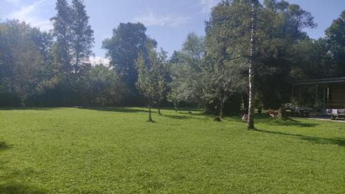 Seekirchen am Wallersee House | Pet-Friendly Glamping Wallersee with Private Beach Access